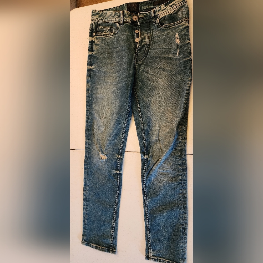 Medium Wash Men's Jeans